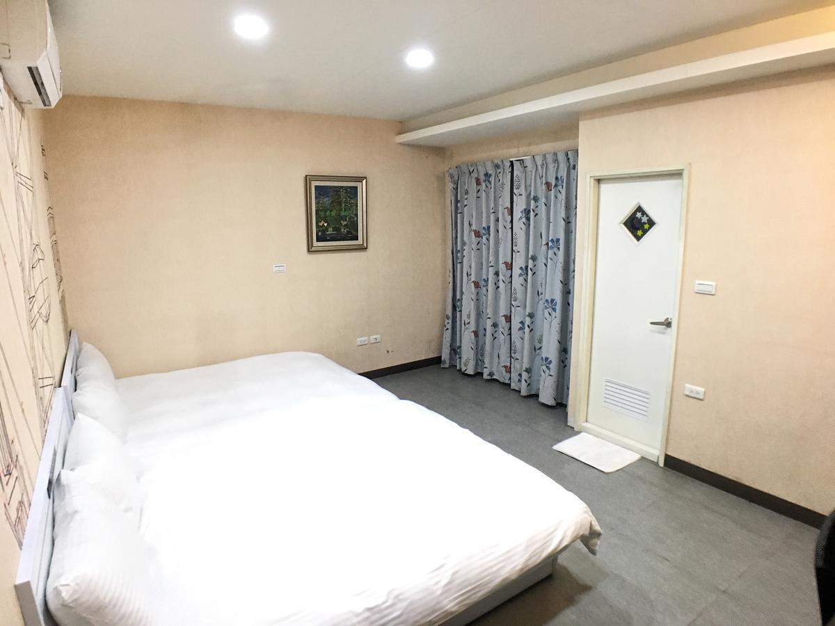 台中市Fongchia Europe IIIアパートメント エクステリア 写真